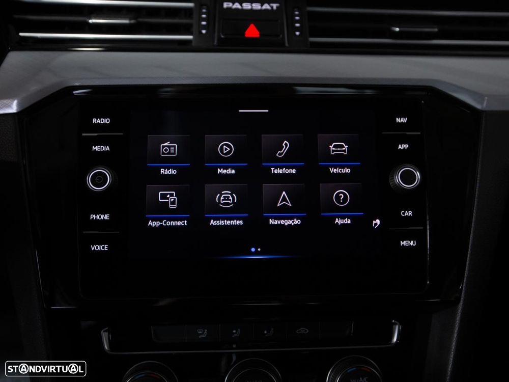 VW Passat 1.6 TDI Business DSG - 25