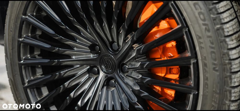 Land Rover Defender 5.0 P425 X-Dynamic HSE - 20