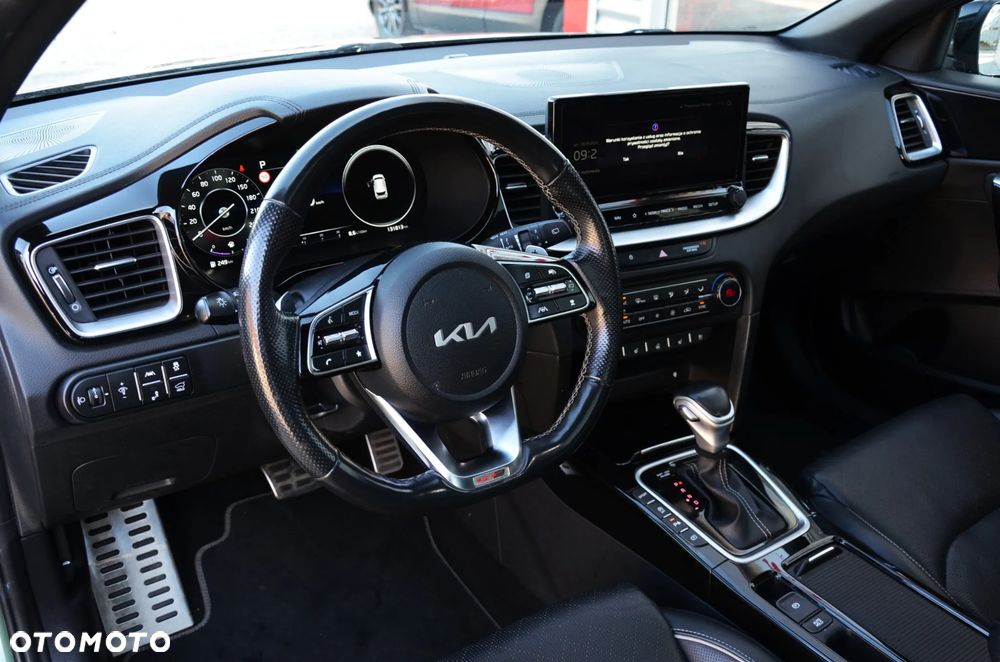 Kia Ceed 1.5 T-GDI DCT7 OPF GT Line - 26
