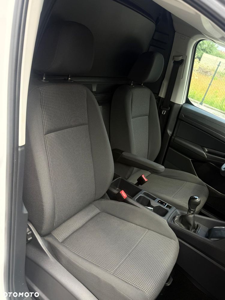 Volkswagen CADDY - 9