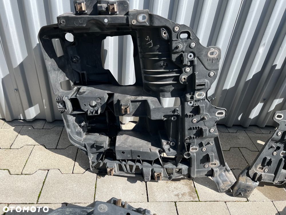 Obudowa lampy MAN TGX TGS euro 6 garnek mocowanie - 2