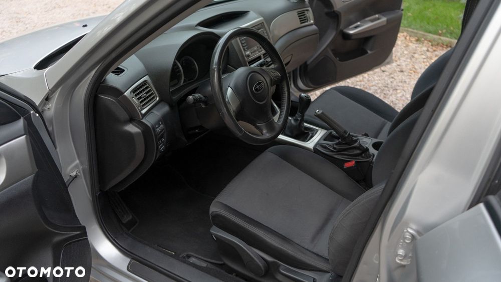Subaru Impreza 2.0R Comfort - 9