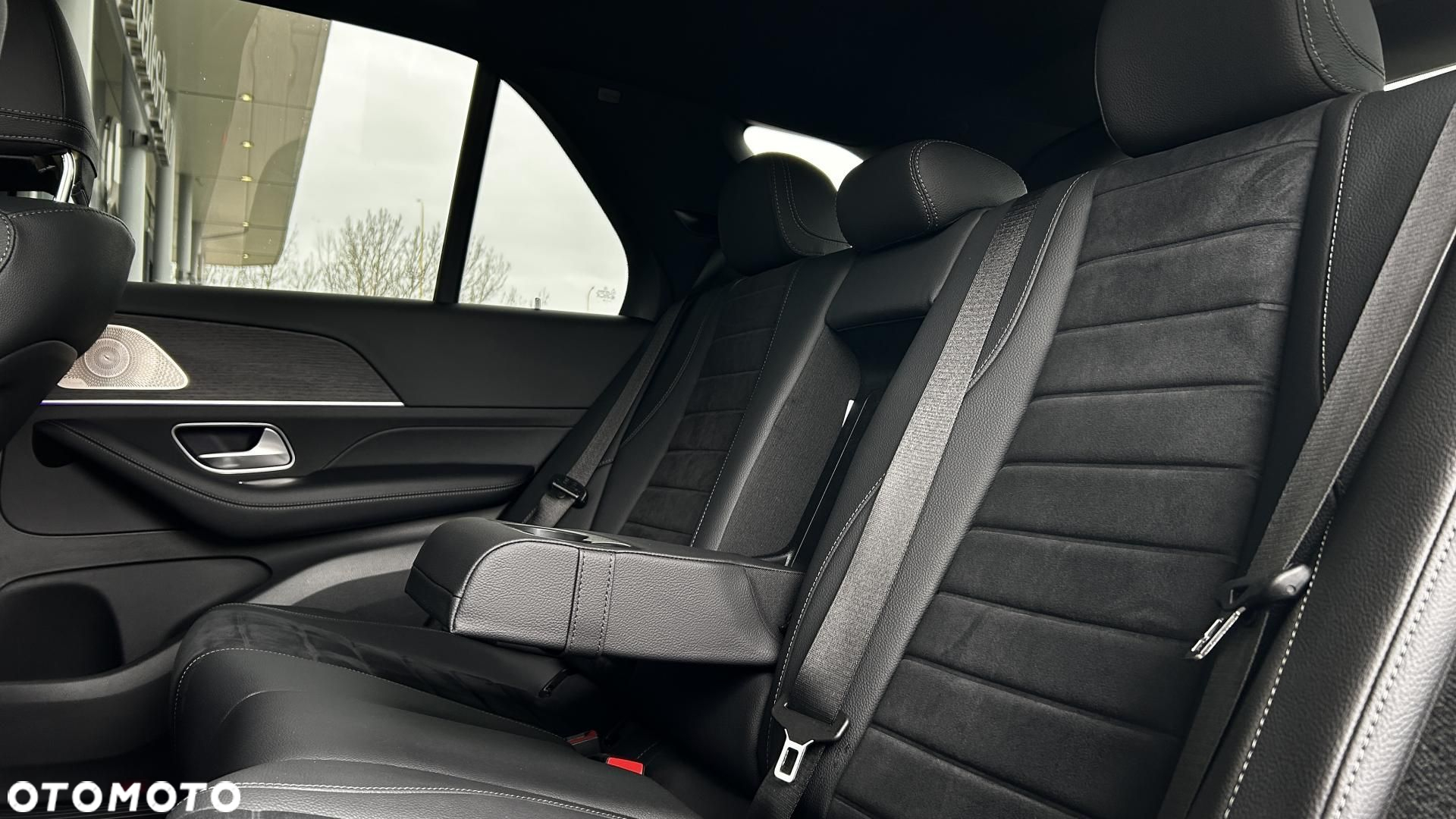 Mercedes-Benz GLE - 28