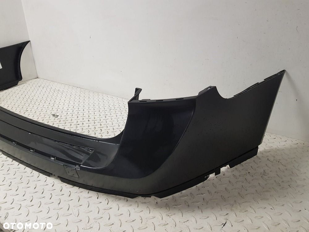 FABRYCZNIE NOWY ORYGINALNY ZDERZAK TYLNY TYŁ VOLVO V70 III 3 KOMBI Y285 07-16 30678655 880013656 - 3