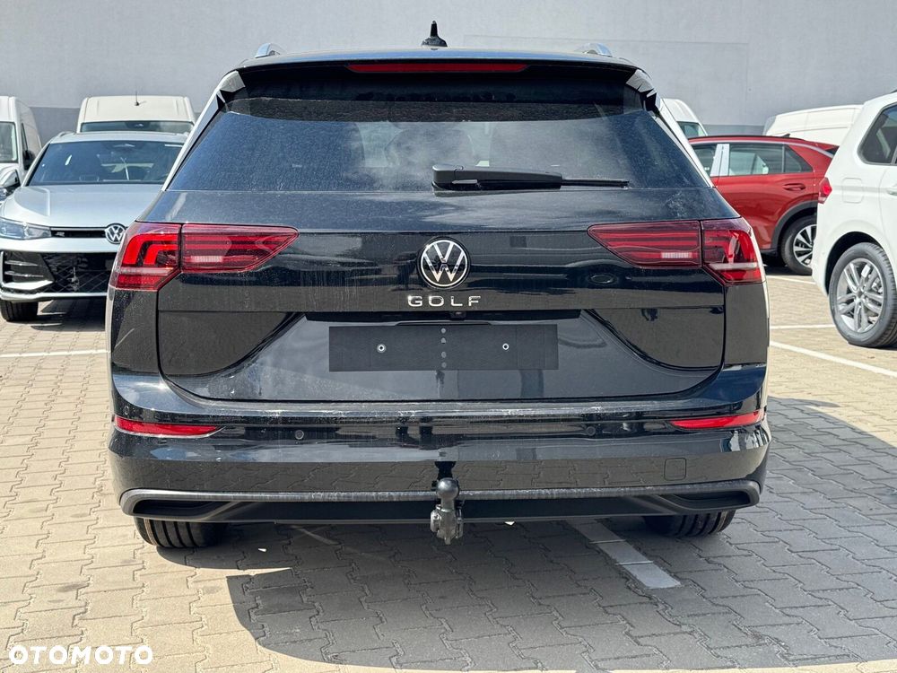 Volkswagen Golf - 11