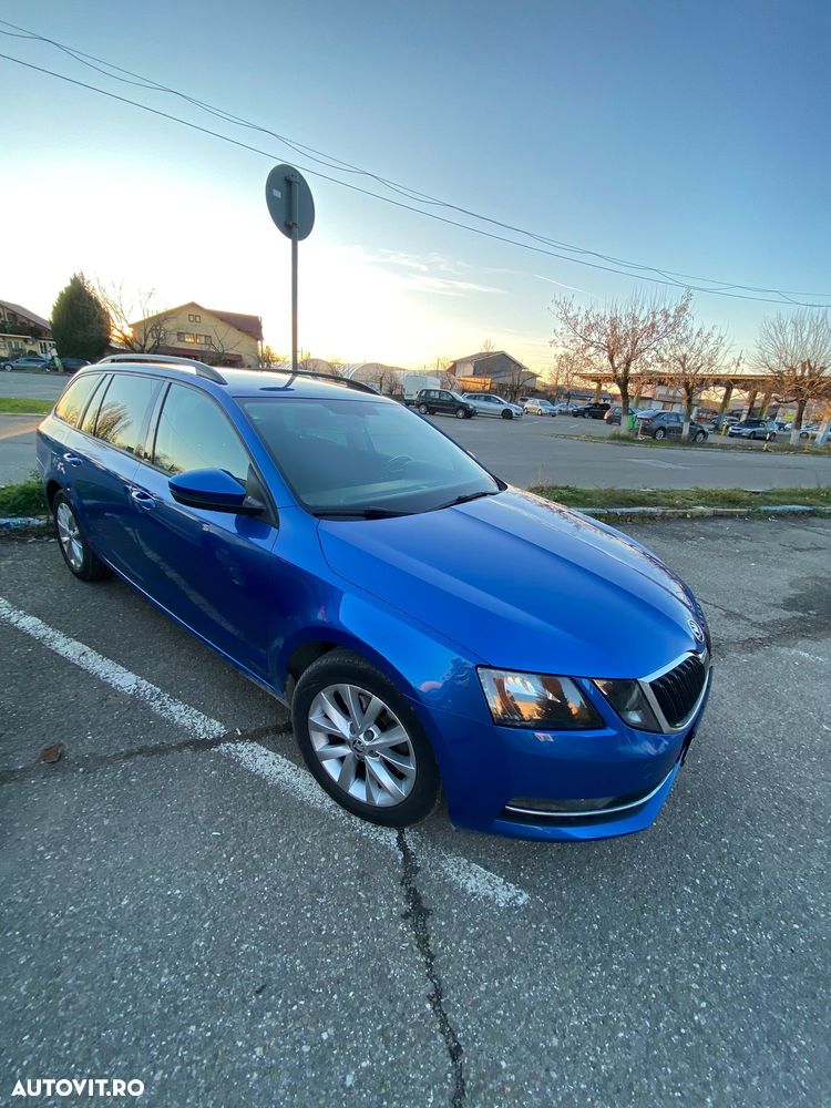 Skoda Octavia 2.0 TDI DSG Style - 17