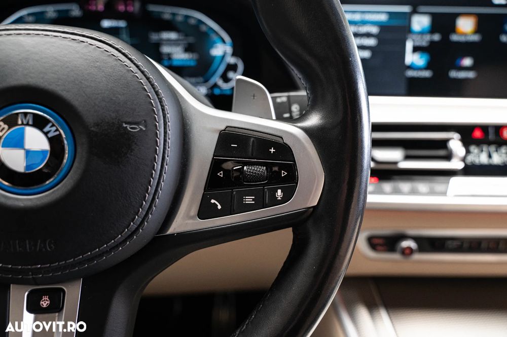 BMW X5 xDrive45e - 22