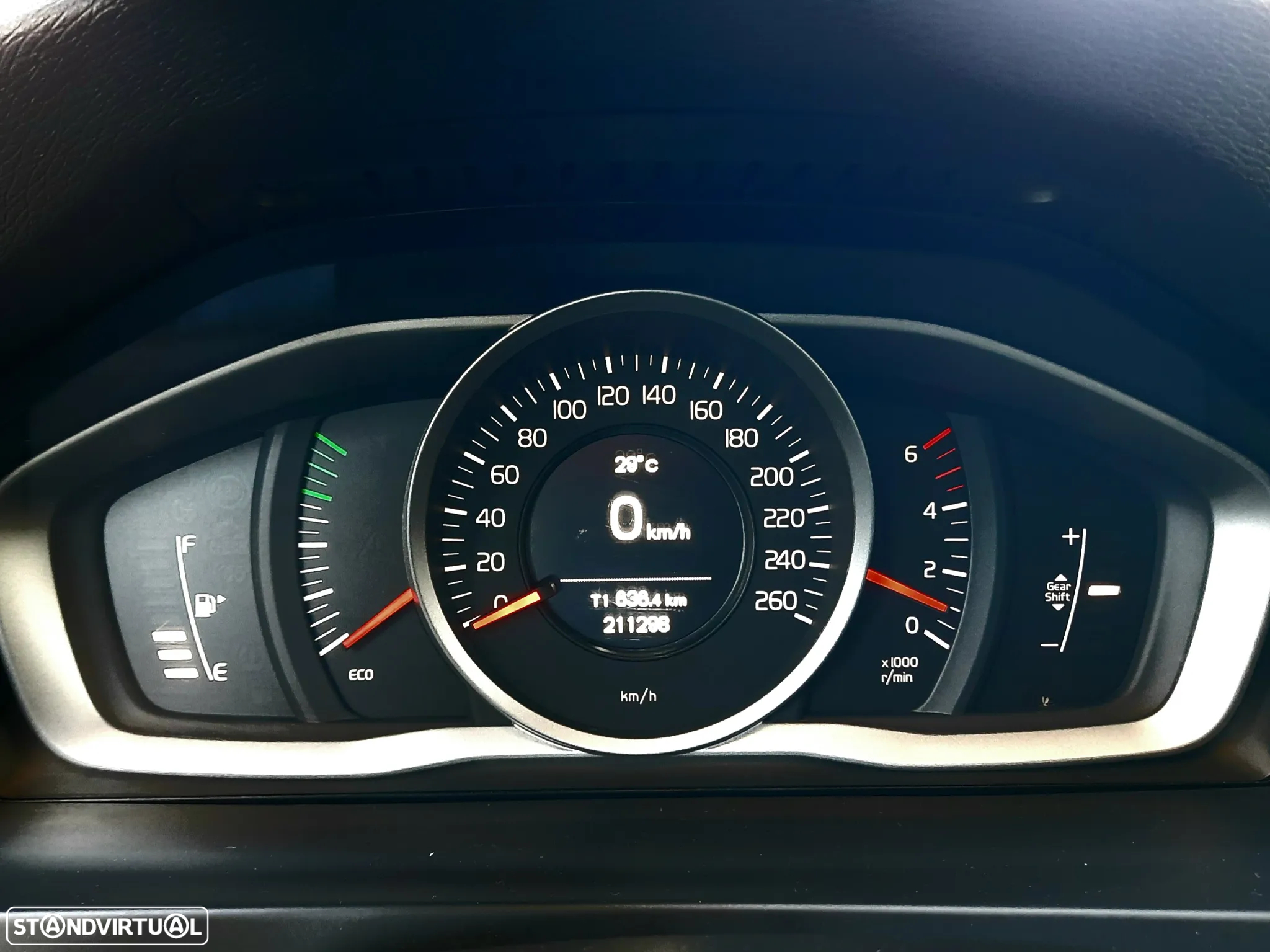 Volvo V60 2.0 D4 Summum - 13