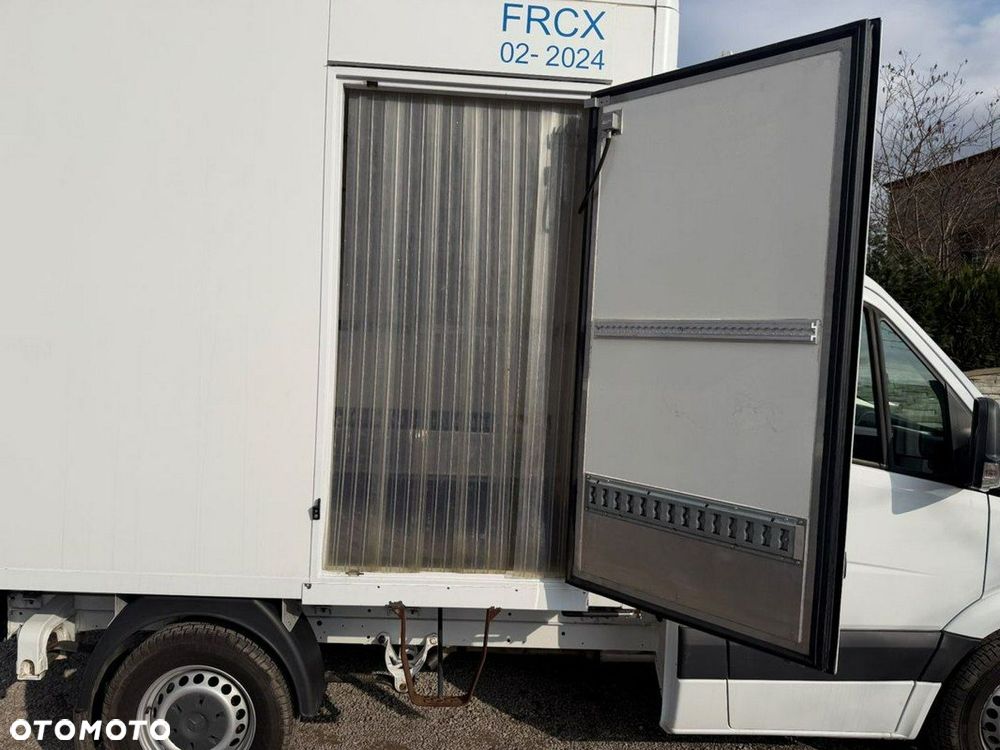 Mercedes-Benz Sprinter 316 2018r Chłodnia Mroźnia -20*C CARRIER XARIOS 350 KONTENER - 15