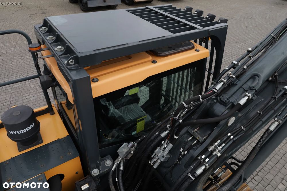 Hyundai HX300AL - 26