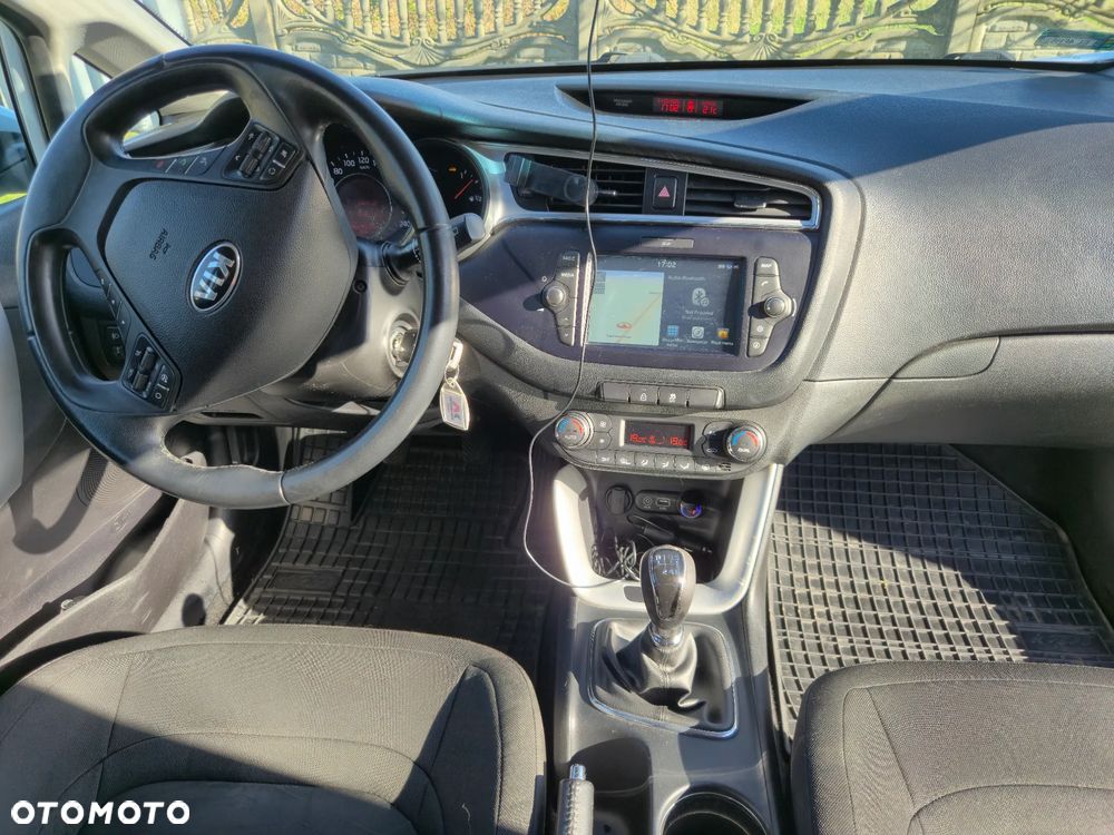 Kia Ceed 1.6 CRDi M - 12