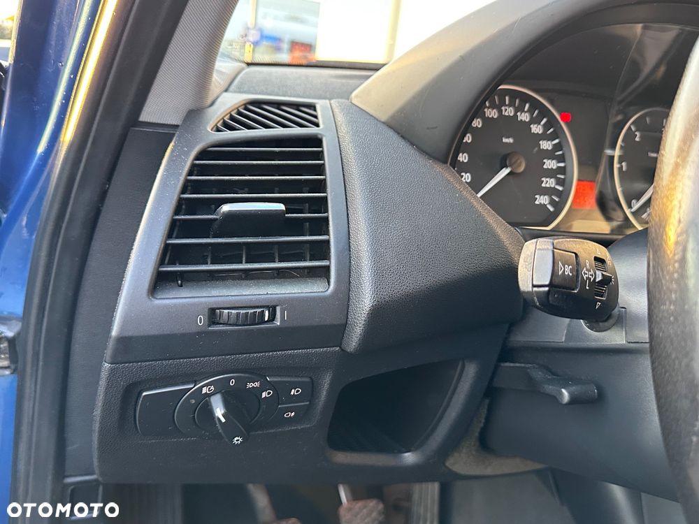 BMW Seria 1 118d - 26