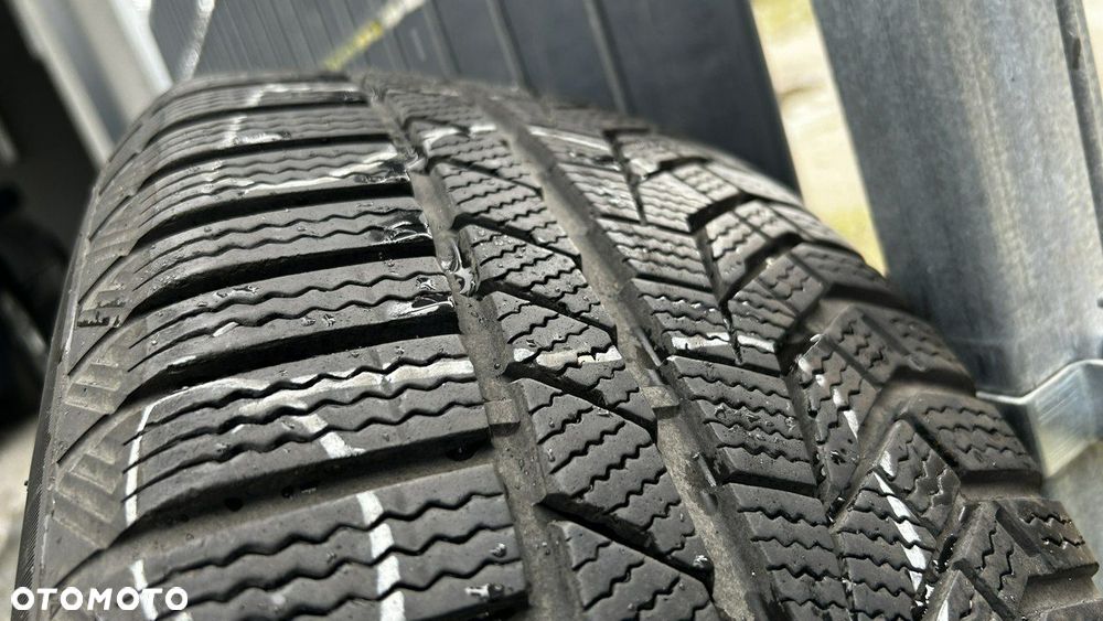 Chrysler Pacifica - 26