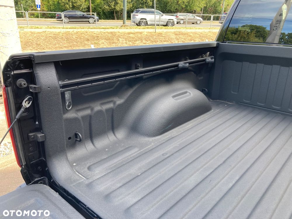 Dodge RAM 1500 5.7 4x4 - 14