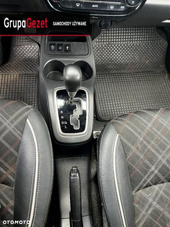 Mitsubishi Space Star 1.2 AS&G Instyle CVT - 10