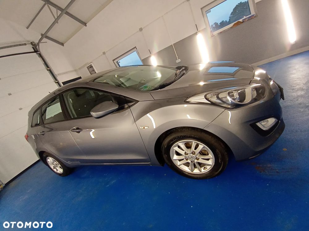 Hyundai i30 - 16