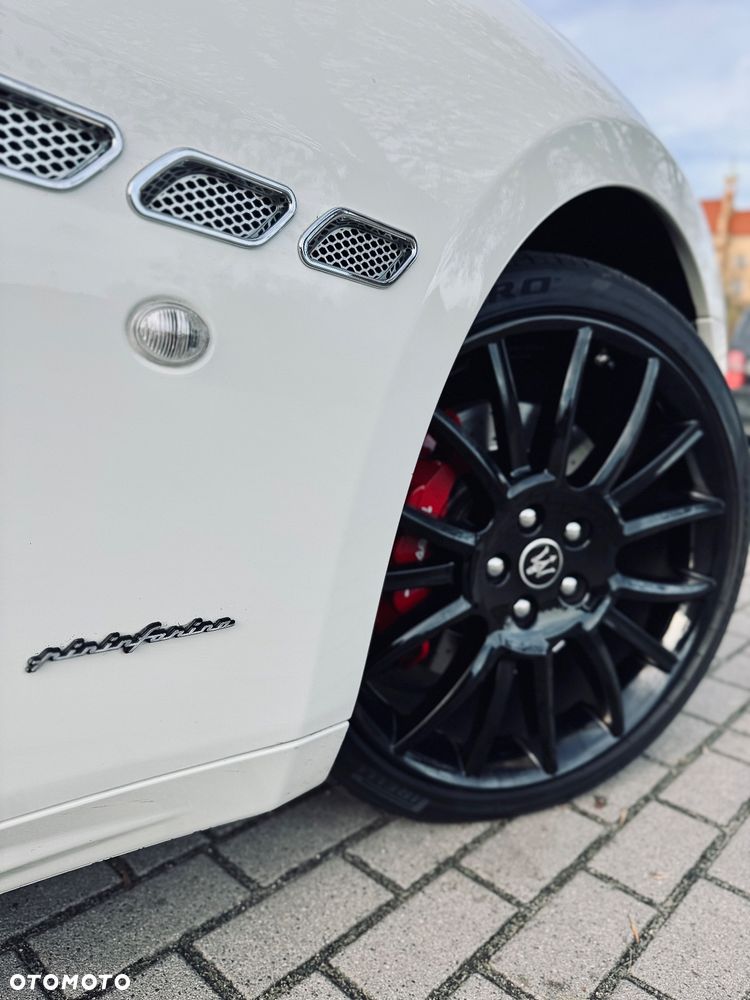 Maserati GranCabrio - 10