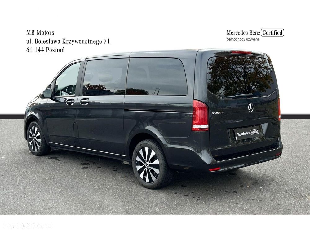 Mercedes-Benz Klasa V - 3