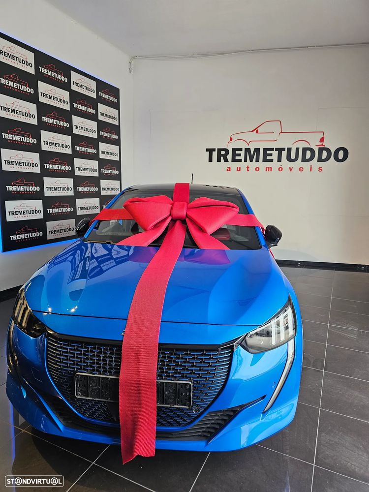 Peugeot e-208 GT - 2