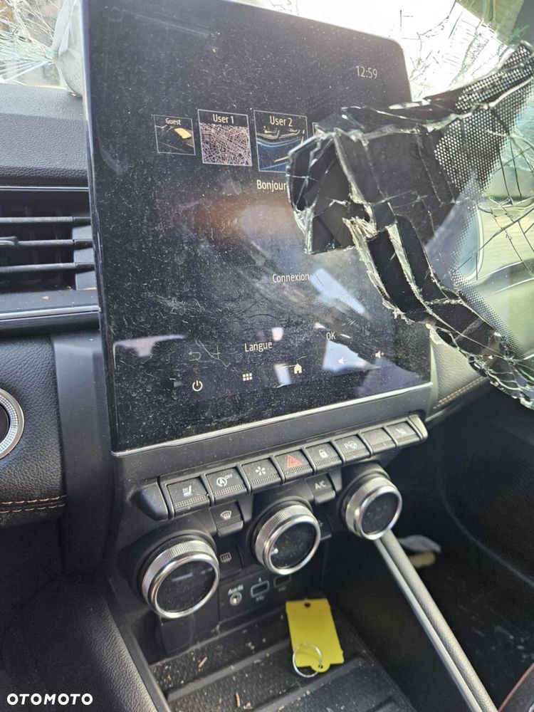 Renault Captur BLUE dCi 115 EDC INTENS - 17