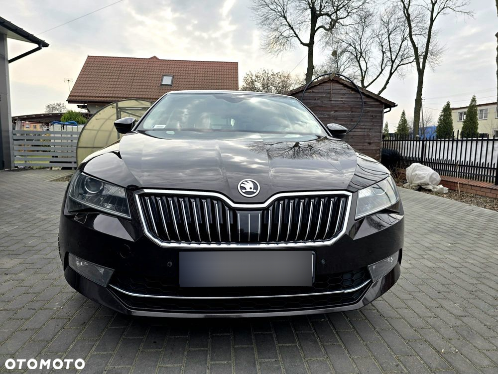 Skoda Superb 2.0 TDI L&K DSG - 5
