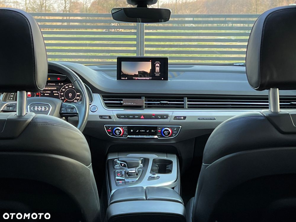 Audi Q7 - 38