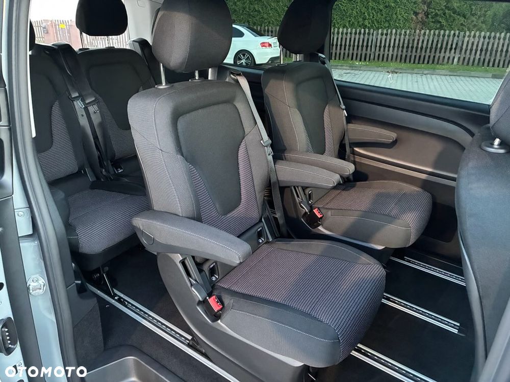 Mercedes-Benz Vito Tourer L2 Select 4x4 9G-Tronic 447.703 - 23