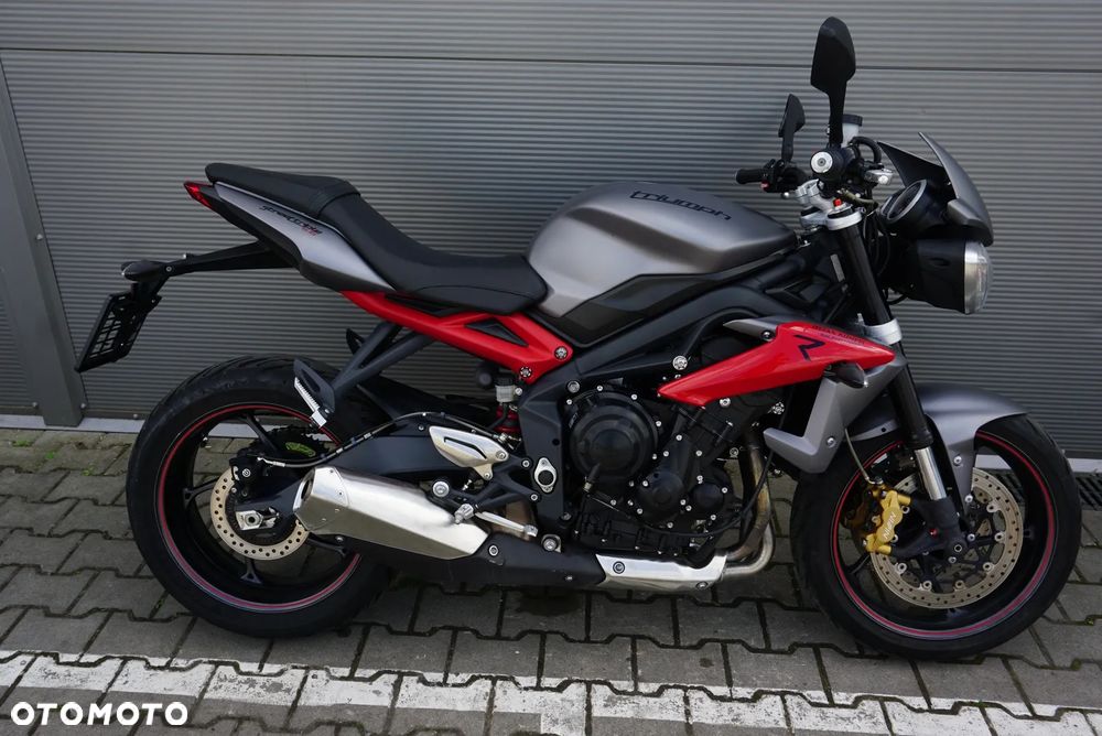 Triumph Street Triple - 2