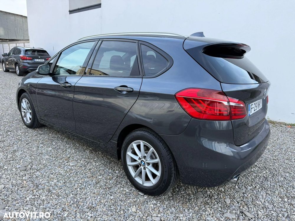 BMW Seria 2 216d - 4