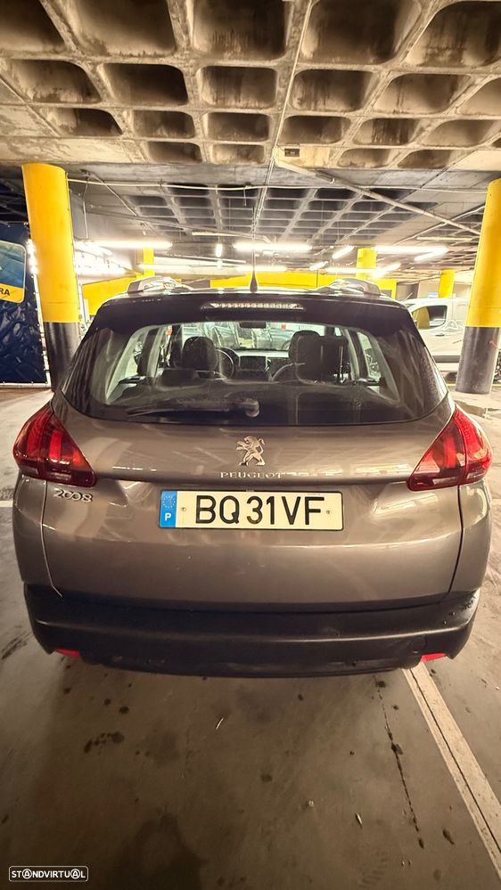 Peugeot 2008 - 10
