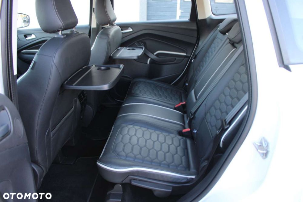 Ford Kuga 1.5 EcoBoost 2x4 Vignale - 26