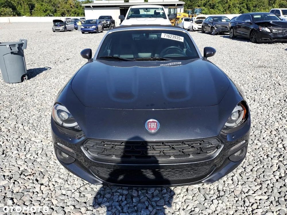 Fiat 124 Spider - 5