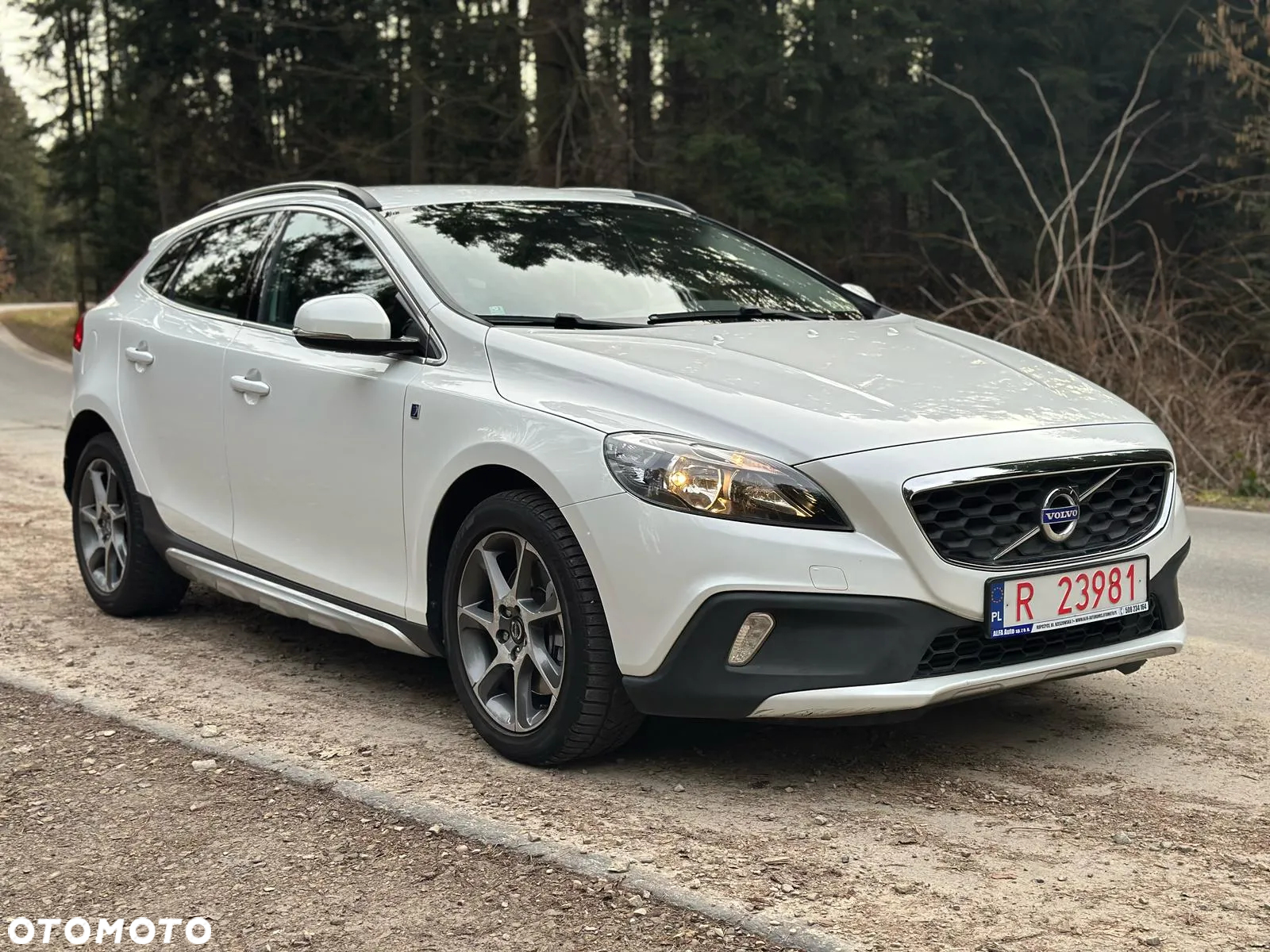 Volvo V40 D2 Drive-E Ocean Race - 5