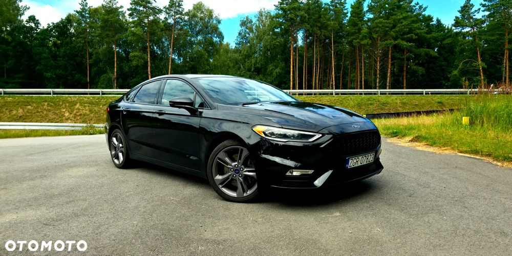 Ford Fusion - 1