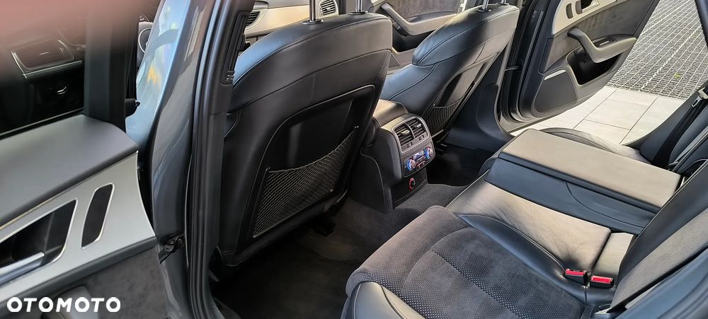 Audi A6 Avant 3.0 TDI quattro S tronic - 14