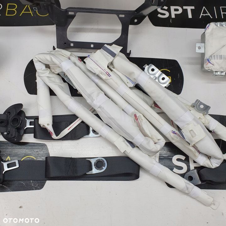 TOYOTA YARIS 4 IV DESKA ROZDZIELCZA KONSOLA KOKPIT PULPIT PODUSZKI AIRBAG AIR BAG PASY KURTYNY KIT SET - 9