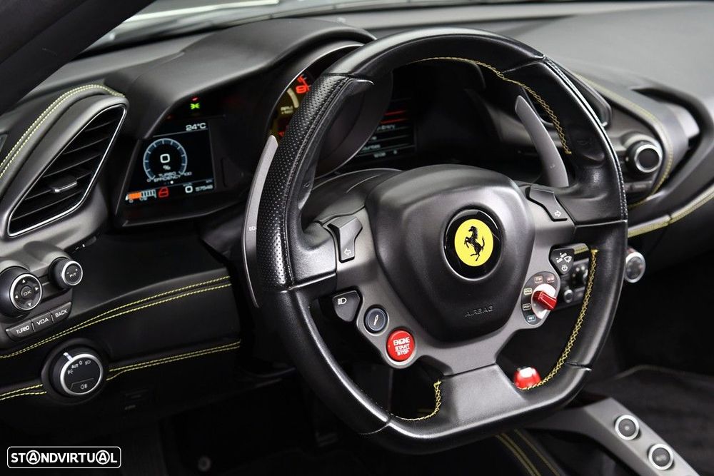 Ferrari 488 - 25
