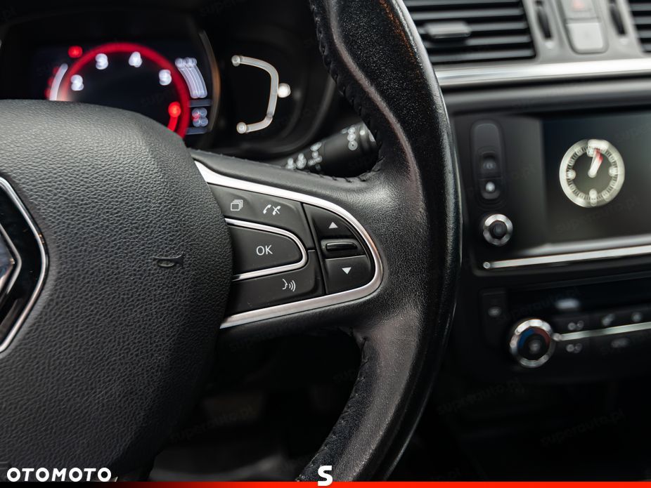 Renault Kadjar 1.2 Energy TCe Limited EDC - 16