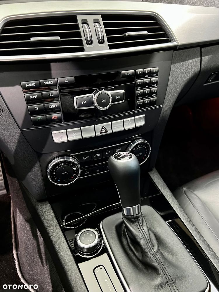 Mercedes-Benz Klasa C 63 AMG Coupe AMG SPEEDSHIFT MCT - 20