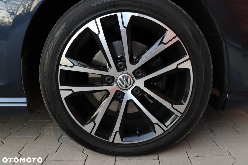 Volkswagen Golf 2.0 TDI (BlueMotion Technology) Highline - 29