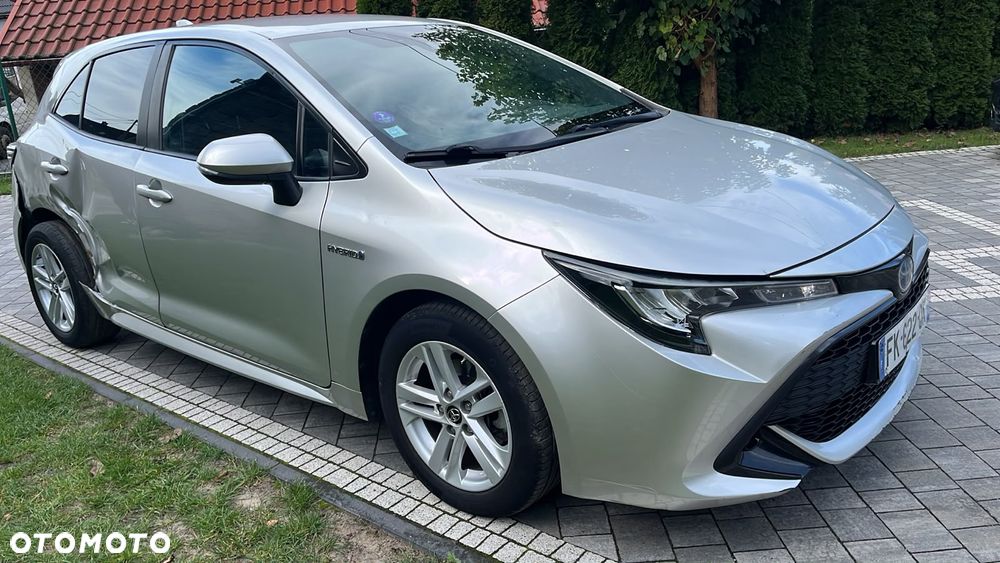 Toyota Corolla 1.8 Hybrid Team Deutschland - 5