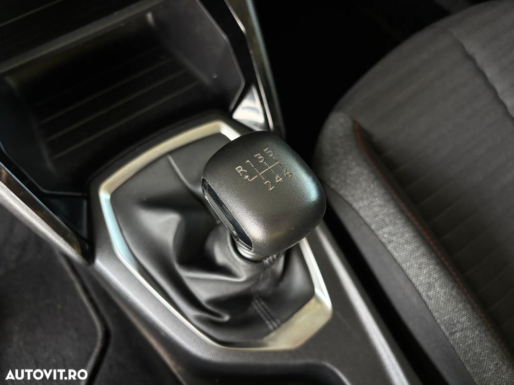 Peugeot 2008 BlueHDi 110 Active Pack - 22