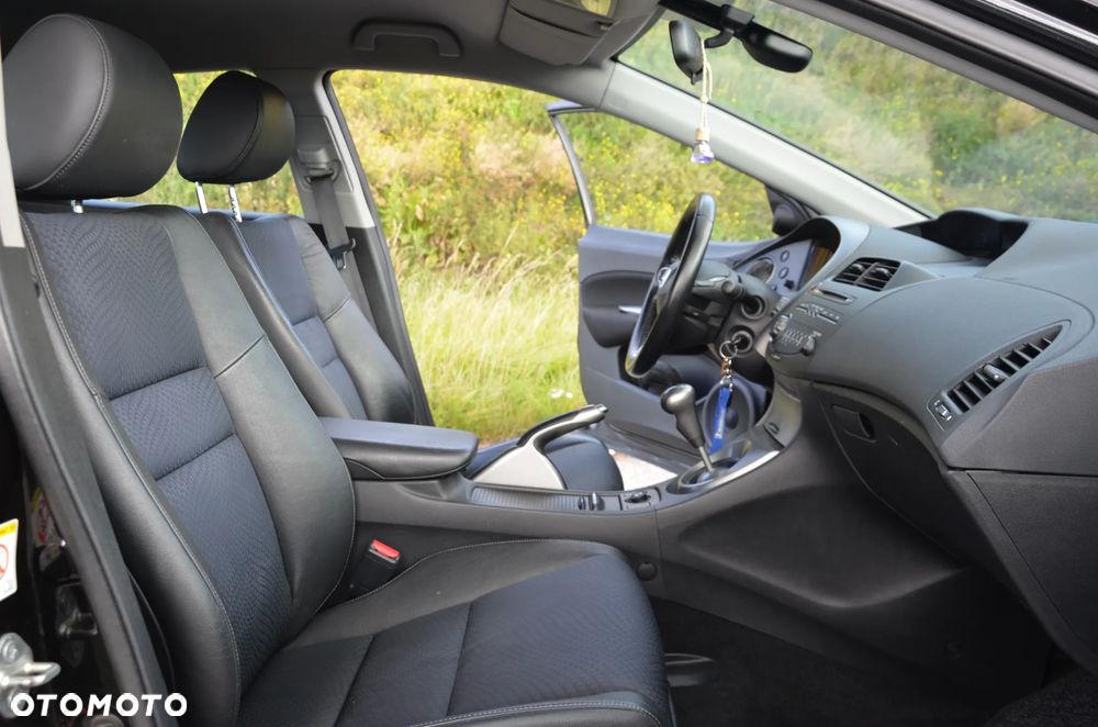 Honda Civic 1.8 Sport - 22