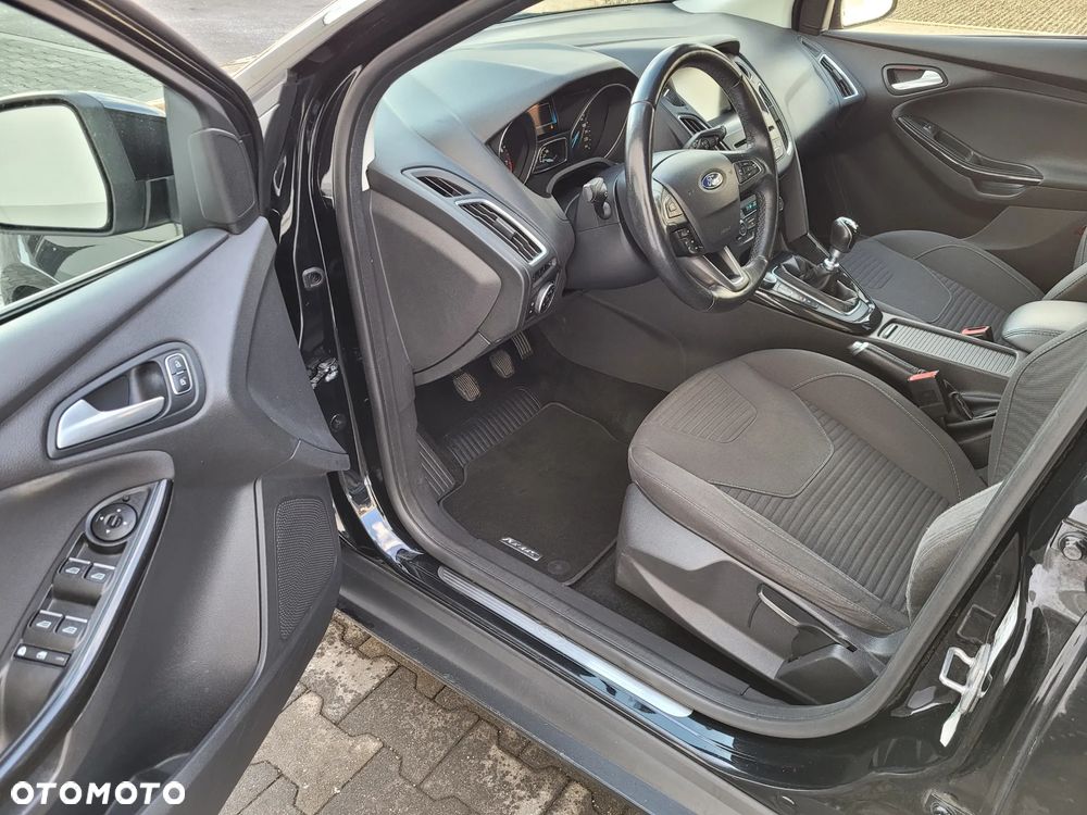 Ford Focus 1.5 EcoBoost Start-Stopp-System Business Edition - 10