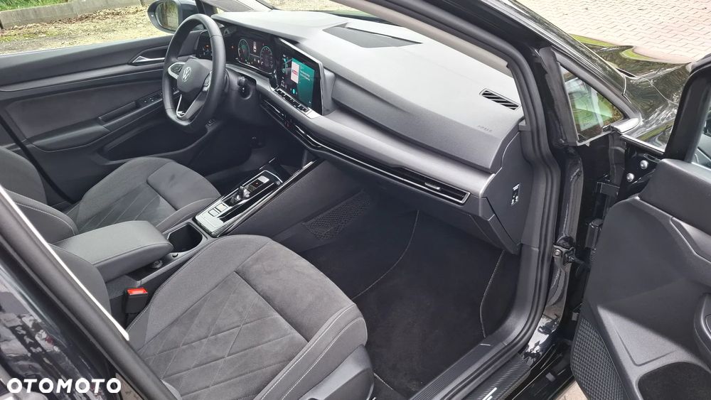 Volkswagen Golf VIII 2.0 TDI Style DSG - 32