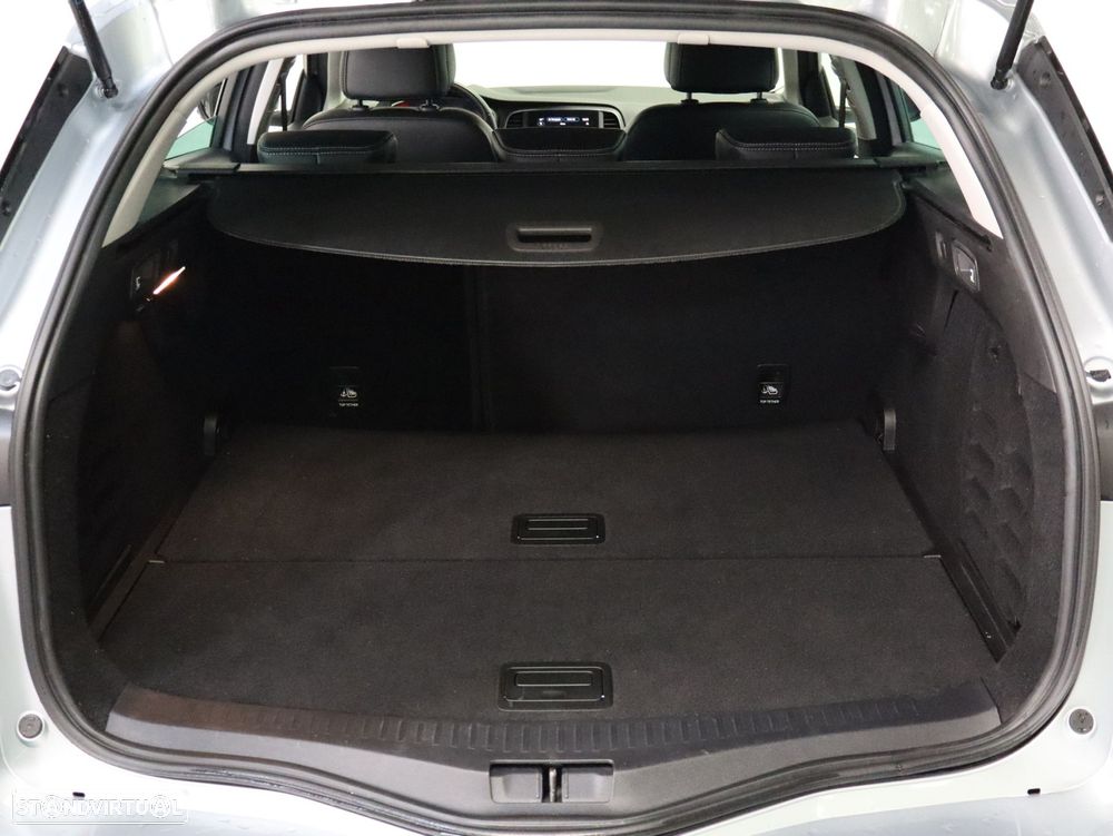 Renault Mégane Sport Tourer 1.5 Blue dCi Techno - 18