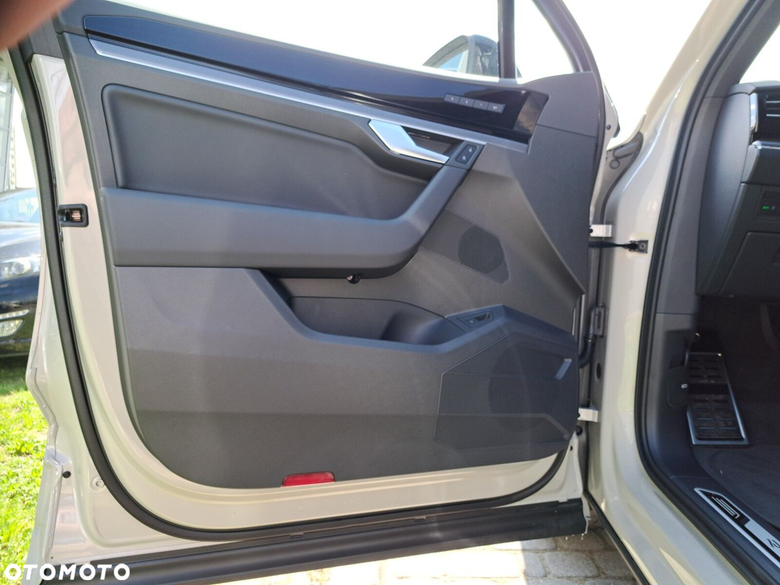Volkswagen Touareg 3.0 V6 TDI 4Motion R-Line - 15