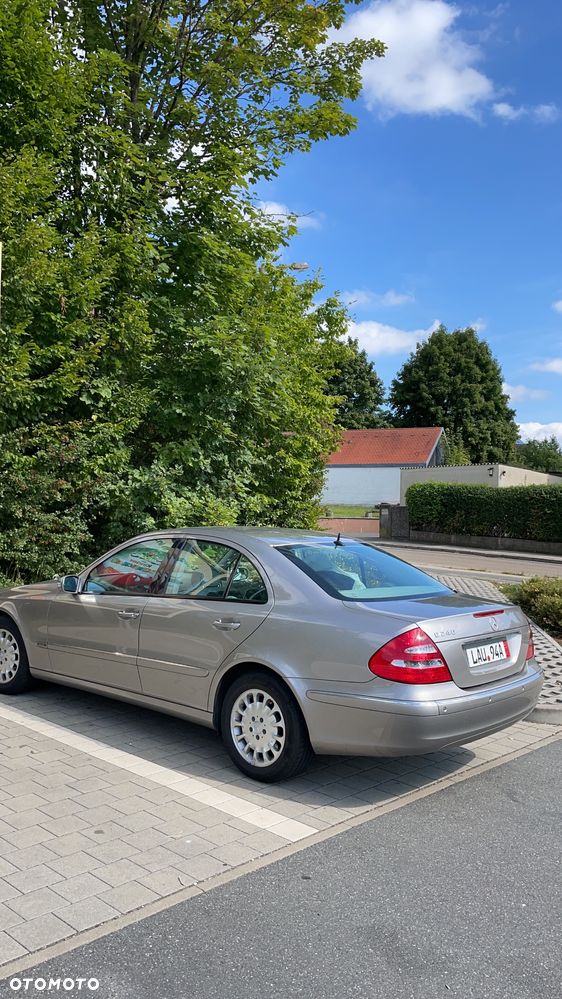 Mercedes-Benz Klasa E - 28