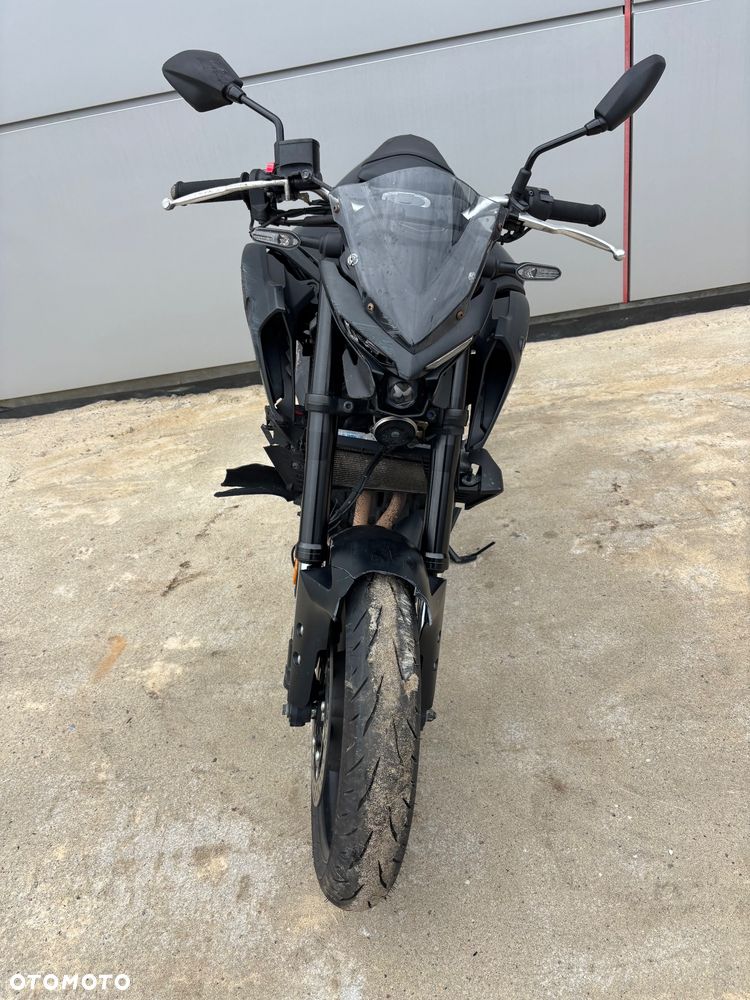 Yamaha MT - 4