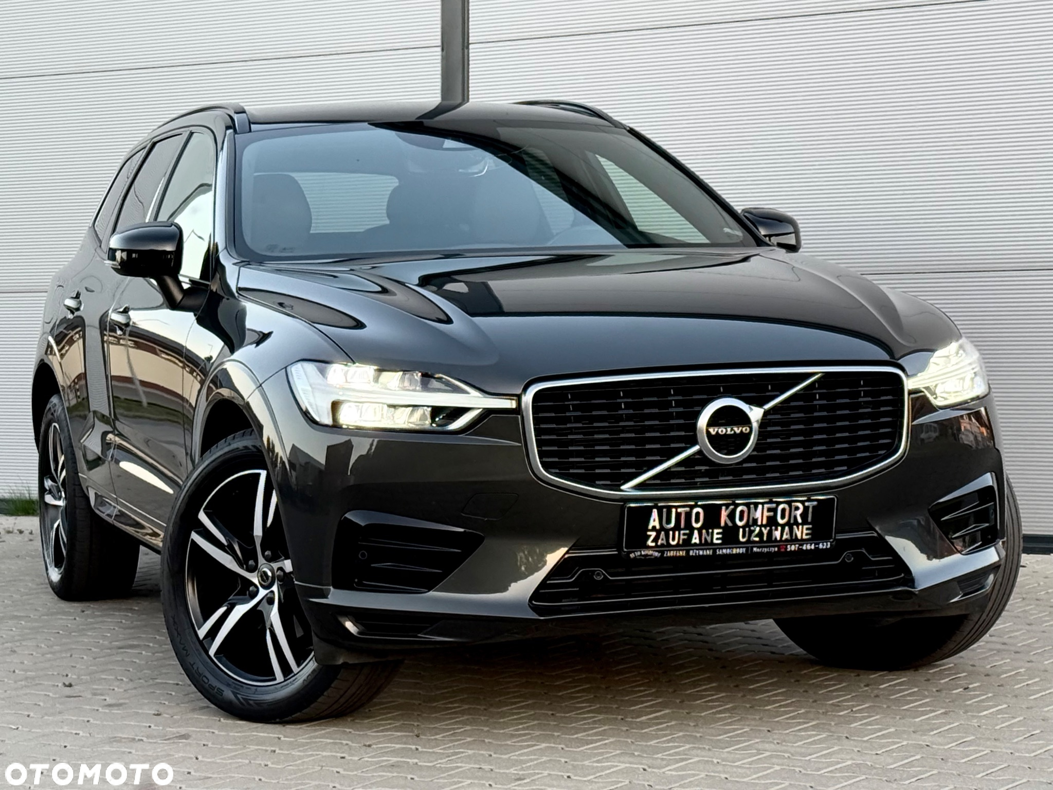 Volvo XC 60 D4 R-Design - 10